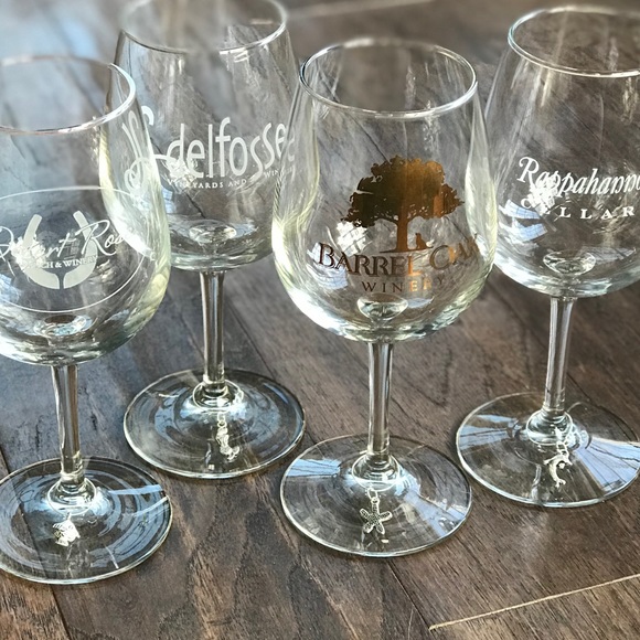 Beach themed wine glass charms- 4pc set - Picture 7 of 7